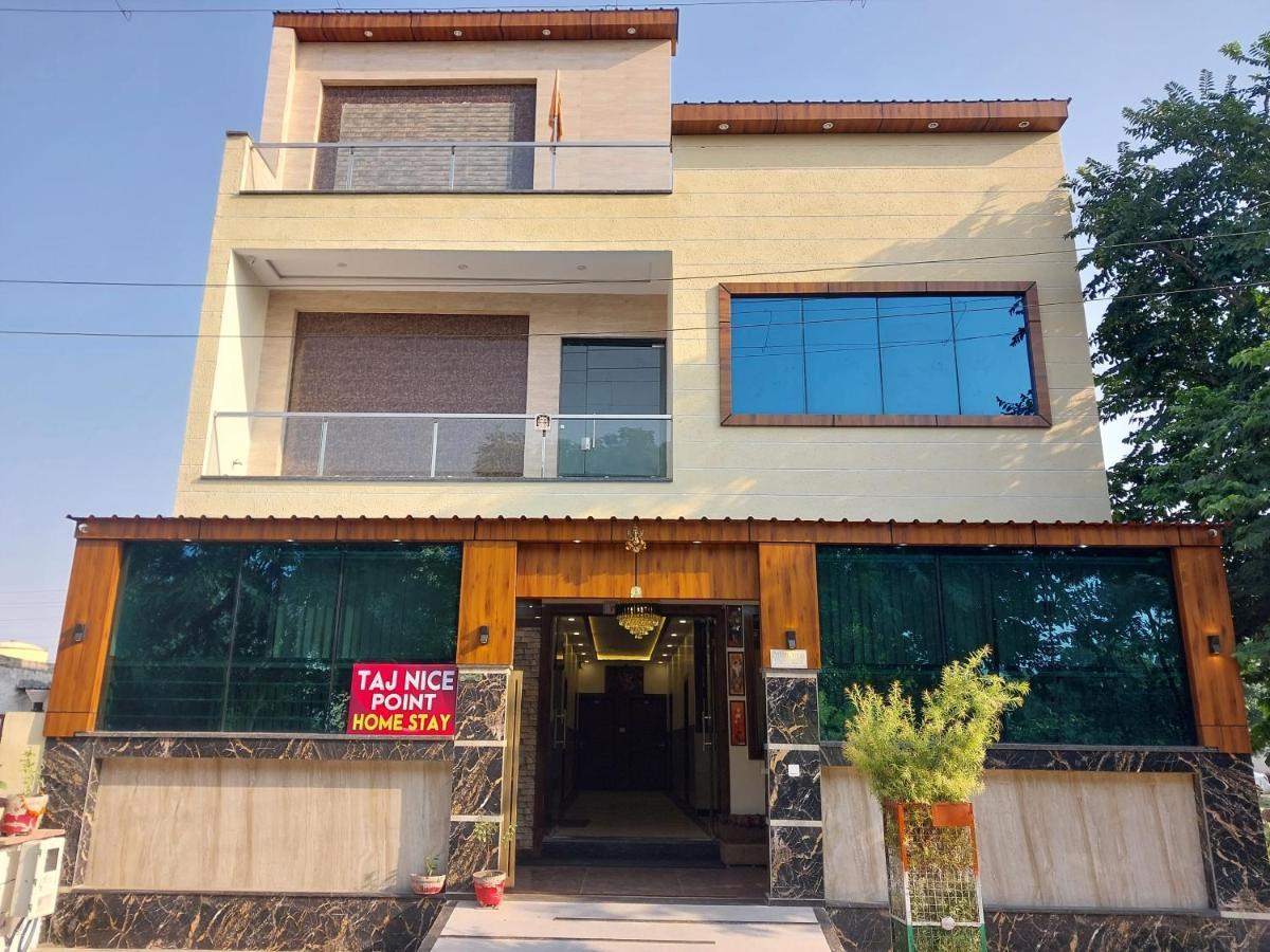 אגרה Taj Nice Point Manage By Taj Sunrise Group מראה חיצוני תמונה