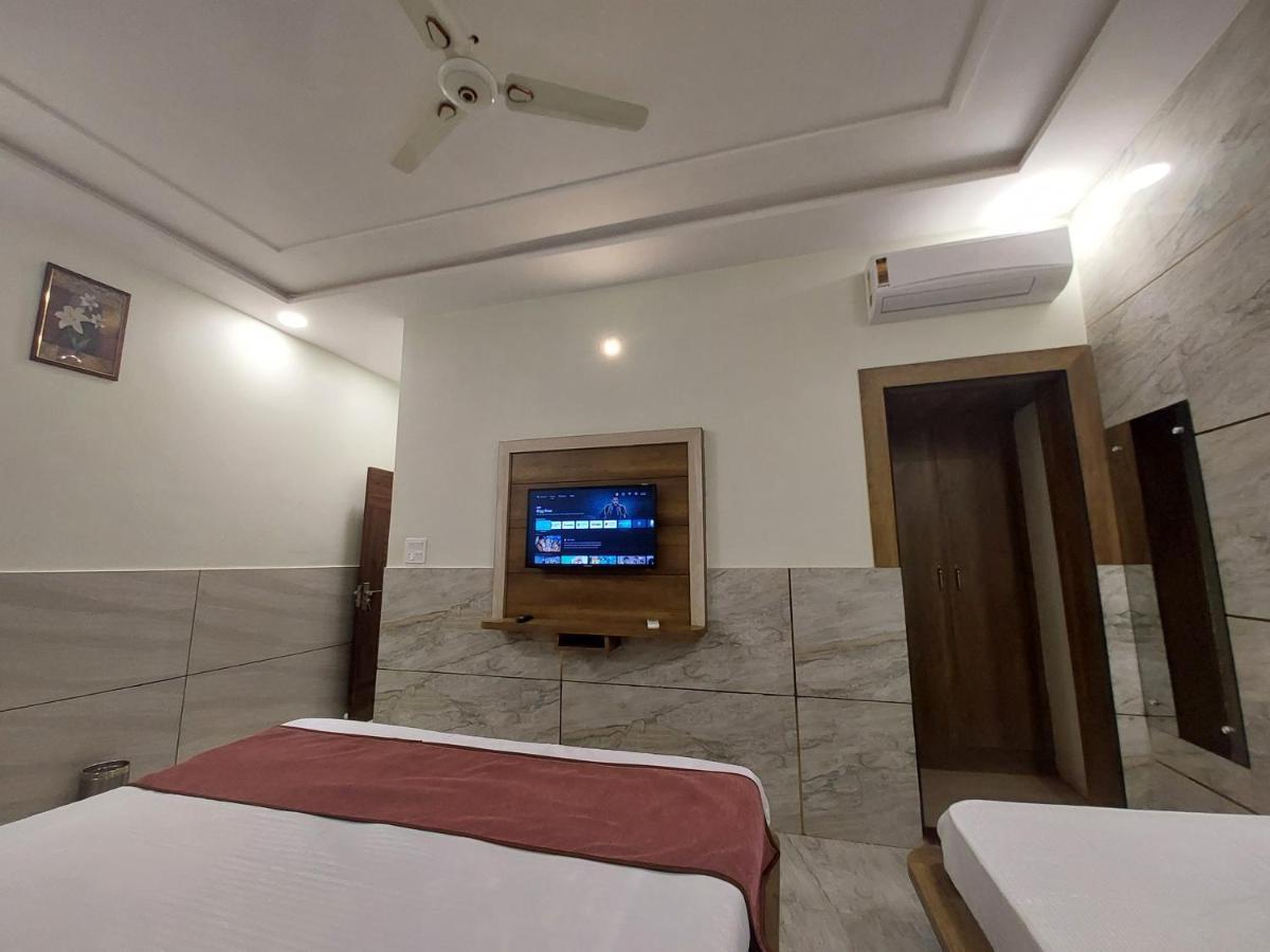 אגרה Taj Nice Point Manage By Taj Sunrise Group מראה חיצוני תמונה