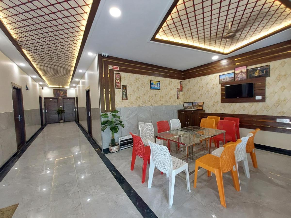 אגרה Taj Nice Point Manage By Taj Sunrise Group מראה חיצוני תמונה