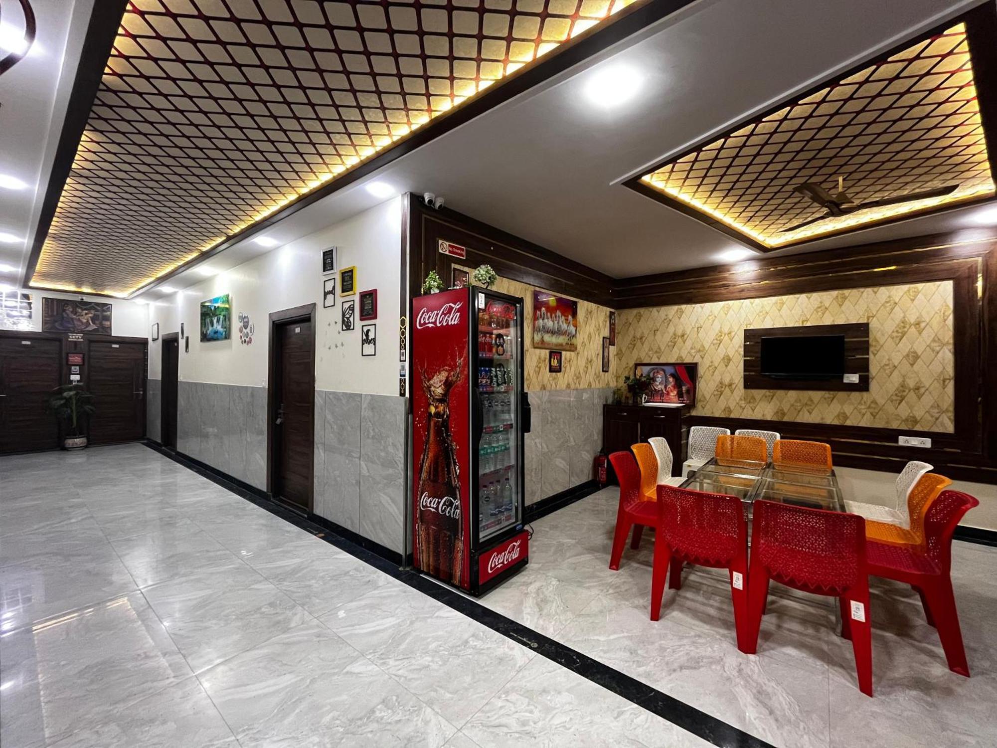 אגרה Taj Nice Point Manage By Taj Sunrise Group מראה חיצוני תמונה